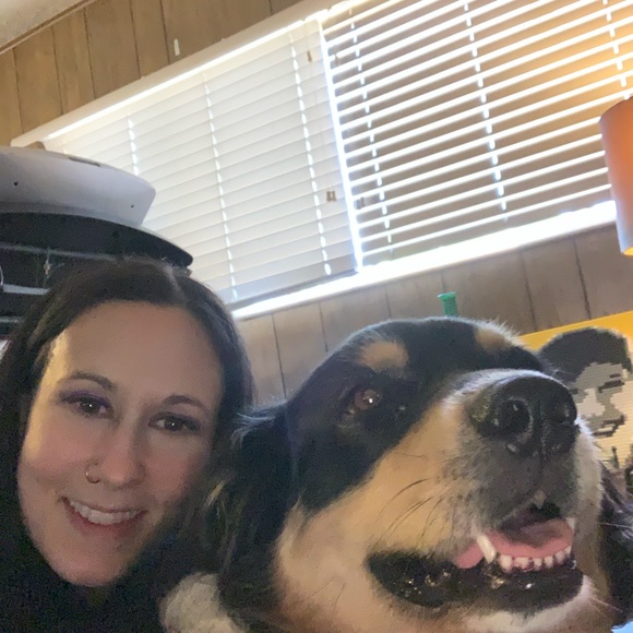 Meet your Posher, Michelle - Picture 3 of 4